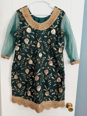 Embroidered Dark Green & Gold Floral Sharara set (Set of 3 - top, bottom+stole)